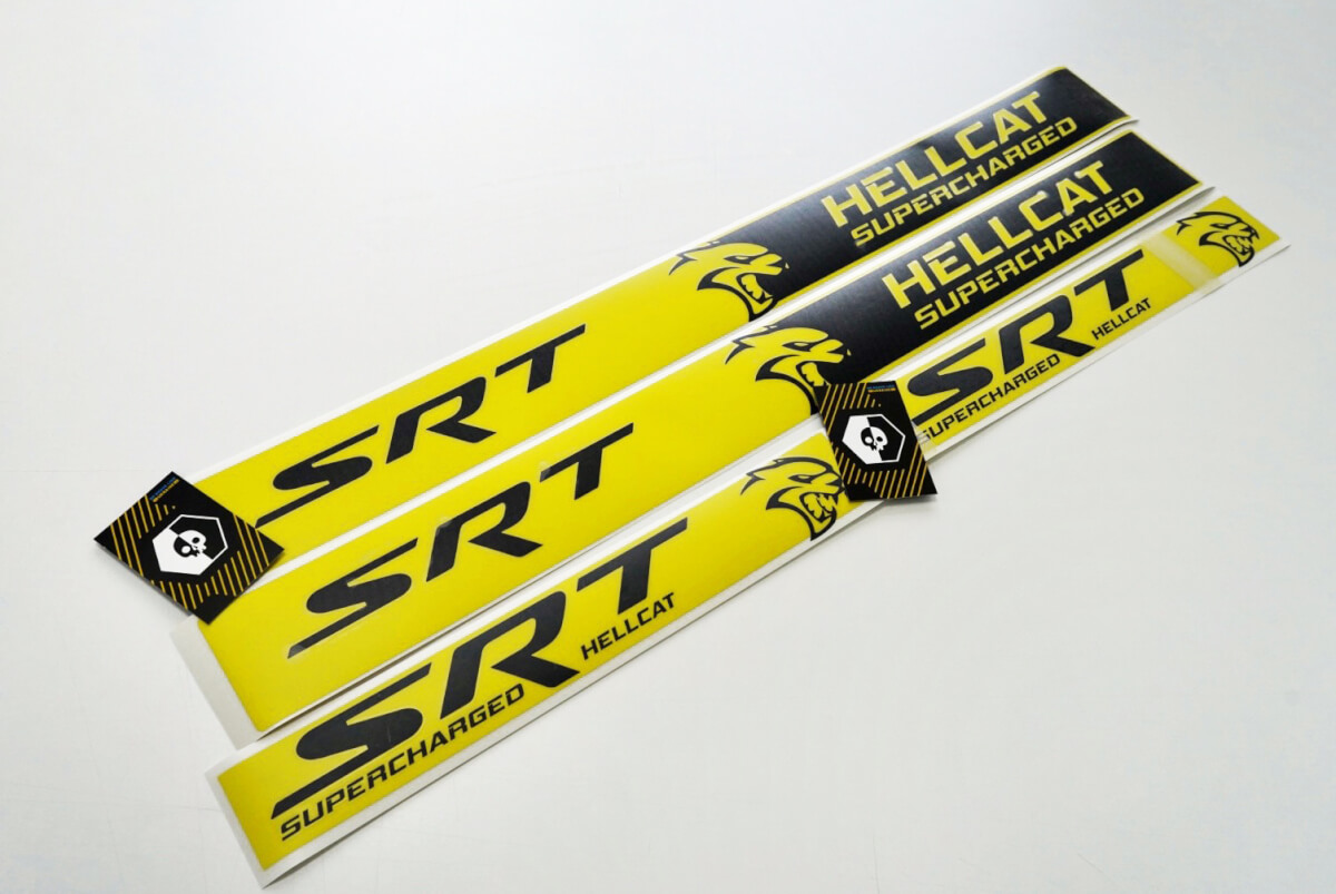 thumbnail image 2 of CUSTOM64 1:64 Scale Waterslide Decals – Chrome/Gold HELLCAT SRT (#095/E) 2 of 5