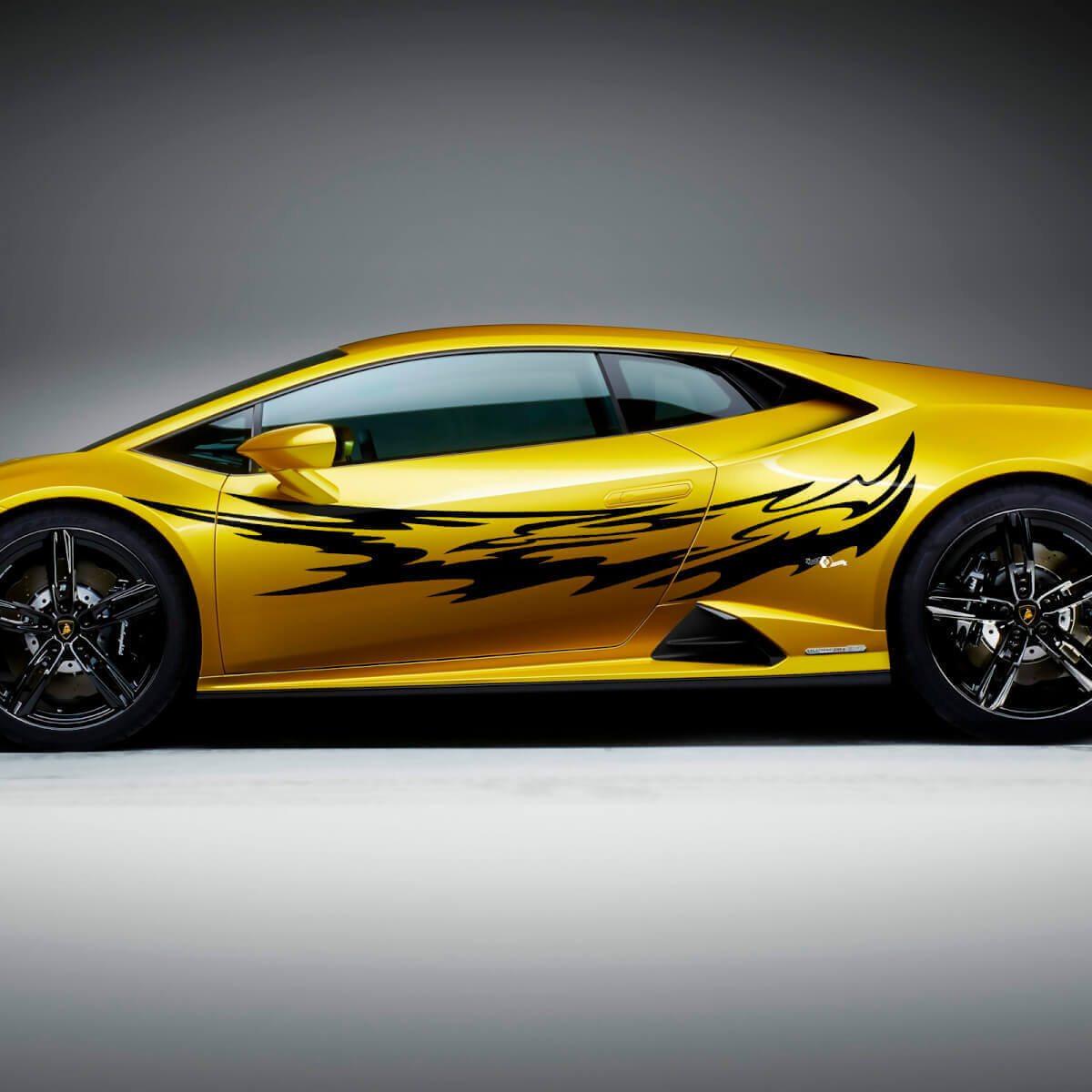 Lightning Tribal Side Racing Vinyl Decal Sticker Graphics for Lamborghini Huracán Evo