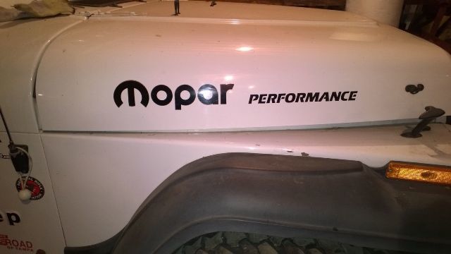 MOPAR PERFORMANCE Bonnet Sticker Decal for Jeep Wrangler 4x4 - Colour Options