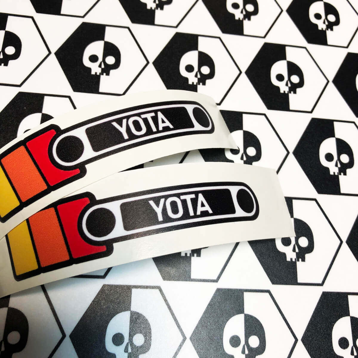 YOTA Vintage Style Stripes Vinyl Decal Pair for Toyota FJ Cruiser