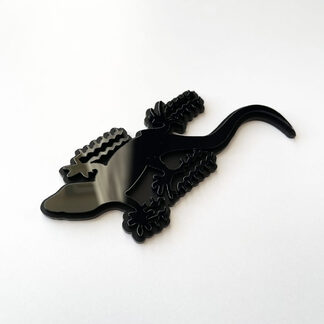 Gecko 3D Badge Black vs Black Fender Badges Emblem
 1