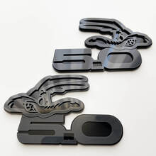 COYOTE 5.0 Fender Badges Emblem 3D Badge Black vs Grey 2
 3