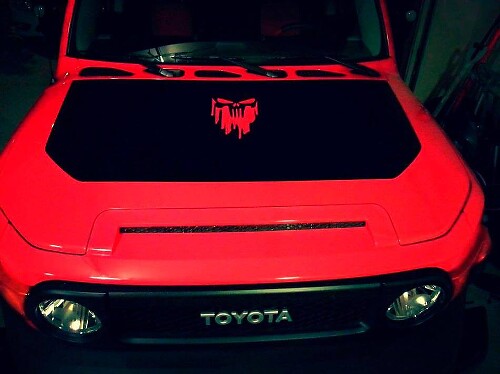Blackout Dripping Skull Hood Vinyl Decal for Toyota FJ Cruiser